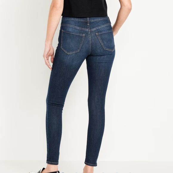 OLD NAVY Rockstar Midrise Ankle Jeans Size 4 NWOT - Picture 3 of 9